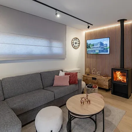 Nature Village - Woodly N°23 - 8 Personnes Avec Jacuzzi